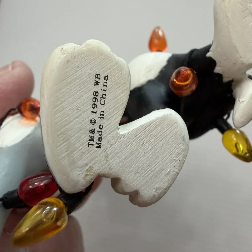 Vintage 1998 Looney Tunes Christmas Ornament Bugs Bunny Sylvester Taz Tweety